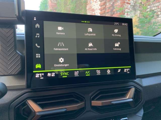 Fahrzeugbild eines Dacia Bigster