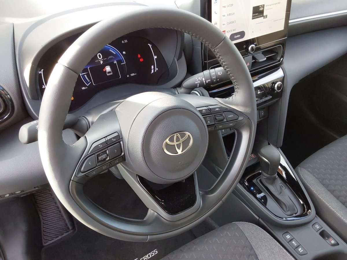 Fahrzeugbild eines Toyota Yaris Cross