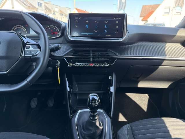 Fahrzeugbild eines Peugeot 2008