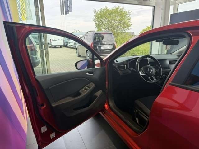 Fahrzeugbild eines Renault Clio