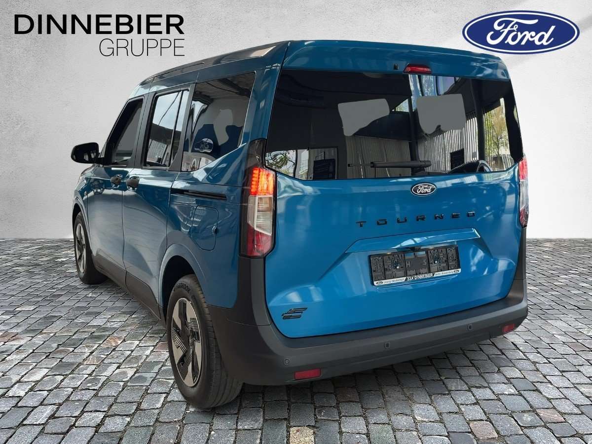 Fahrzeugbild eines Ford Tourneo Courier