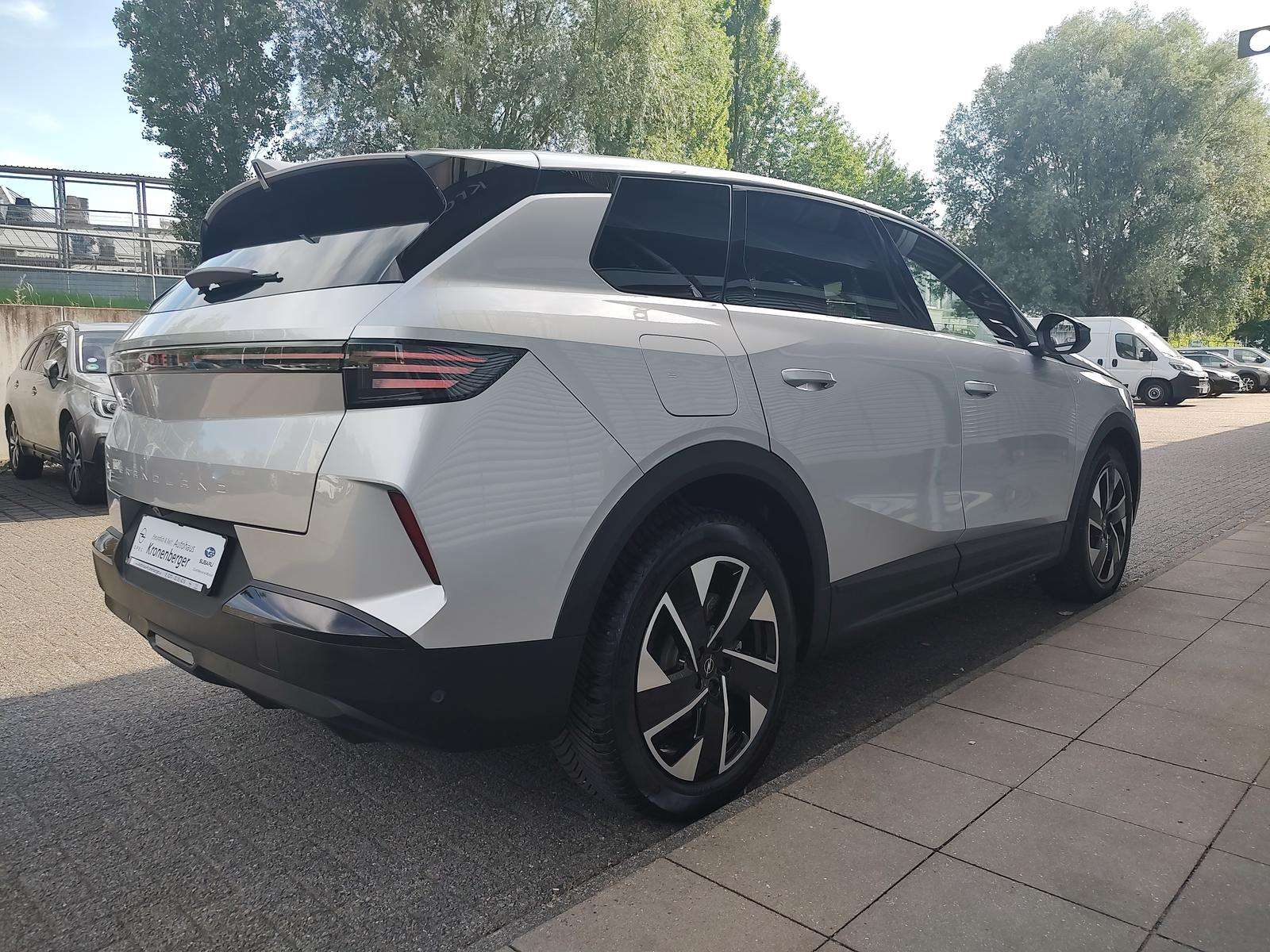 Fahrzeugbild eines Opel Grandland X