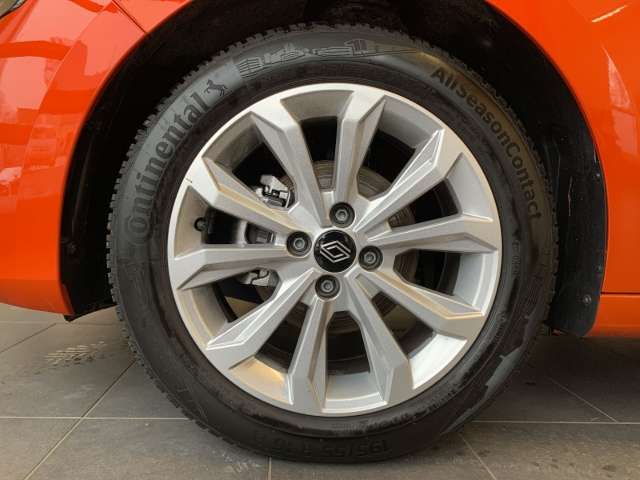 Fahrzeugbild eines Renault Clio