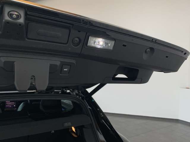 Fahrzeugbild eines Renault Scenic E-TECH