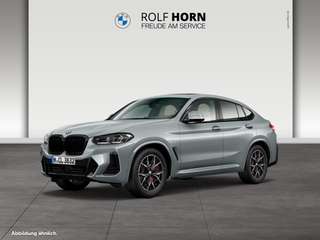 Schräge Frontansicht auf einen BMW X4 , freigestellt