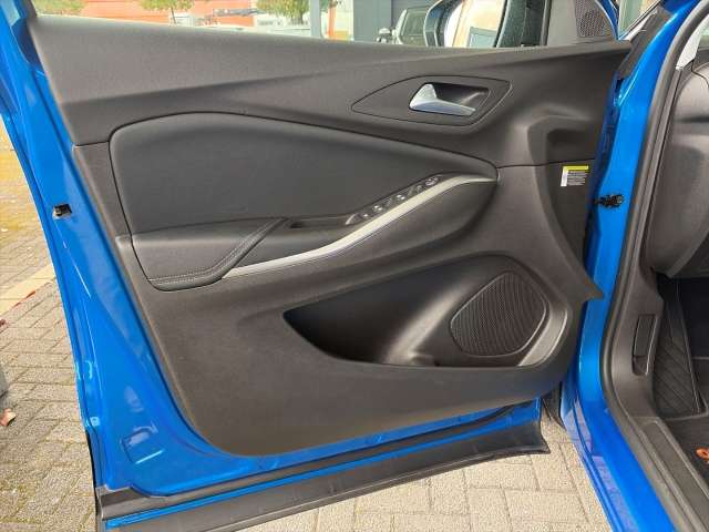 Fahrzeugbild eines Opel Grandland X