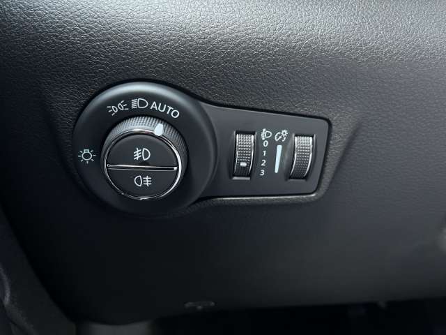 Fahrzeugbild eines Jeep Compass