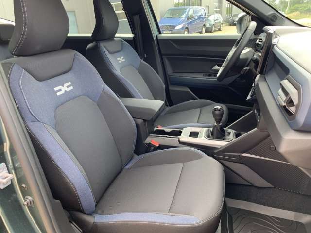 Fahrzeugbild eines Dacia Bigster