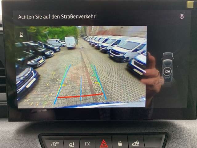 Fahrzeugbild eines Renault Master