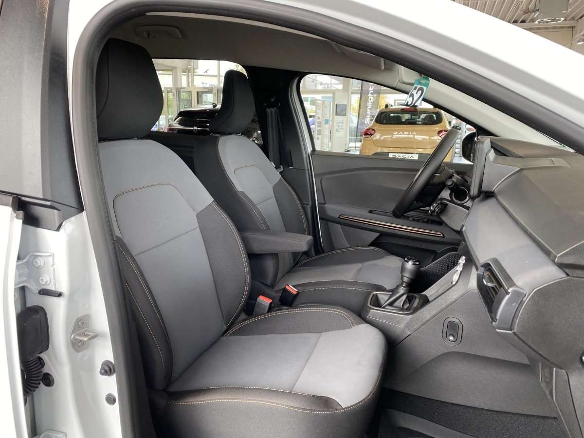 Fahrzeugbild eines Dacia Jogger