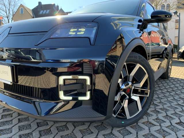 Fahrzeugbild eines Renault 5 E-TECH