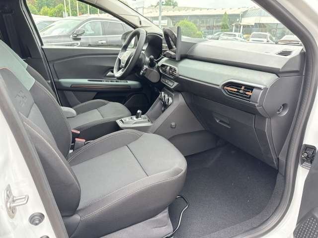 Fahrzeugbild eines Dacia Jogger