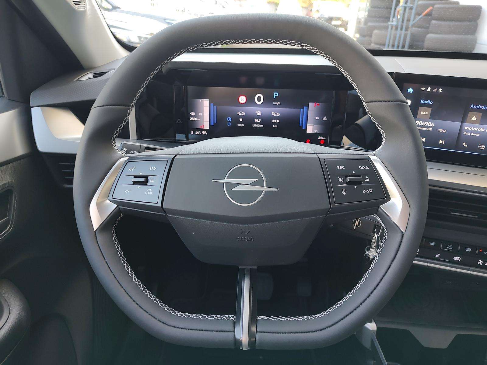 Fahrzeugbild eines Opel Frontera