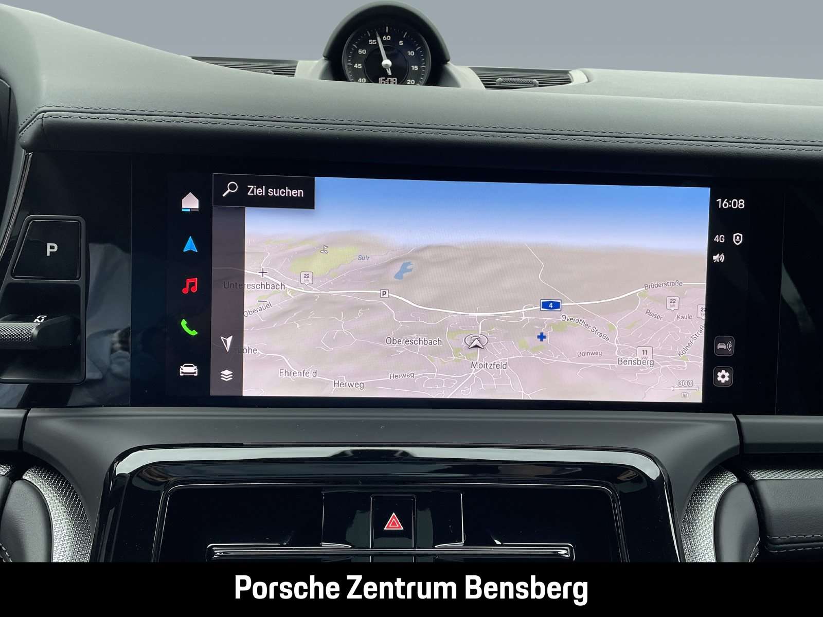 Fahrzeugbild eines Porsche Panamera