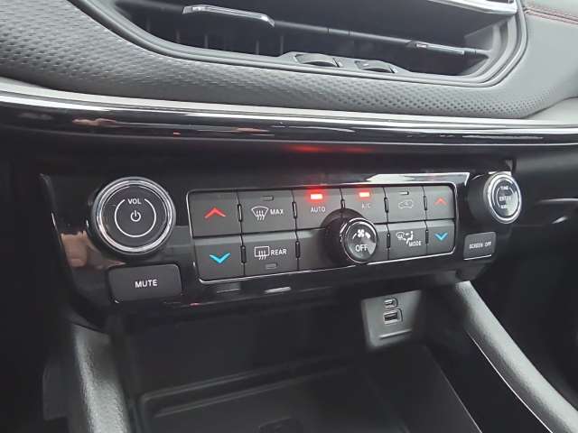 Fahrzeugbild eines Jeep Compass