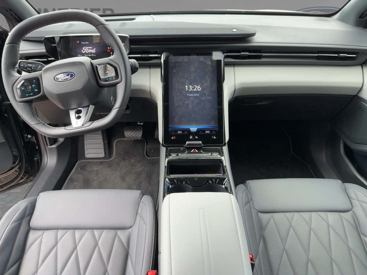 Fahrzeugbild eines Ford Capri