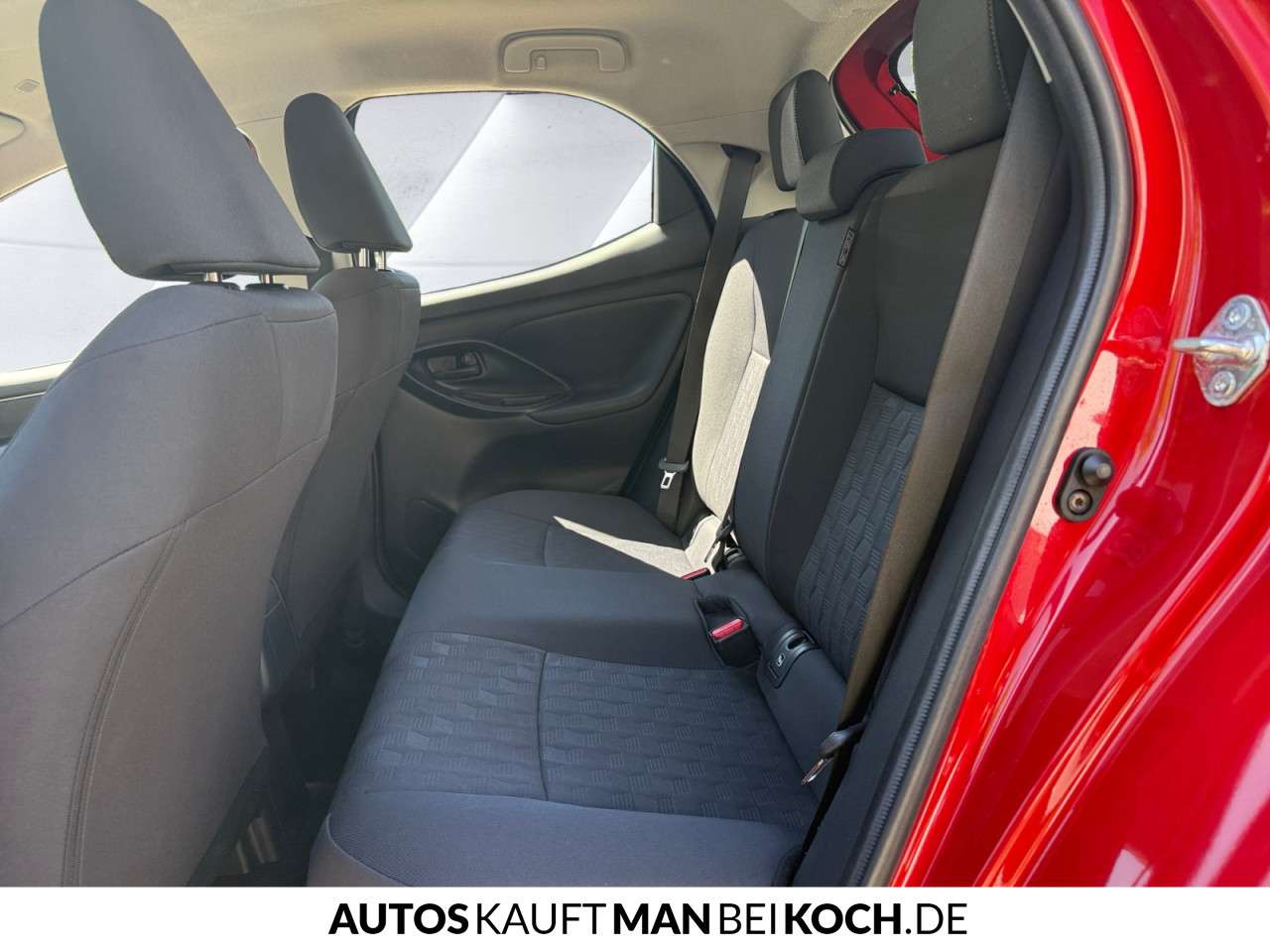 Fahrzeugbild eines Mazda Mazda2 Hybrid