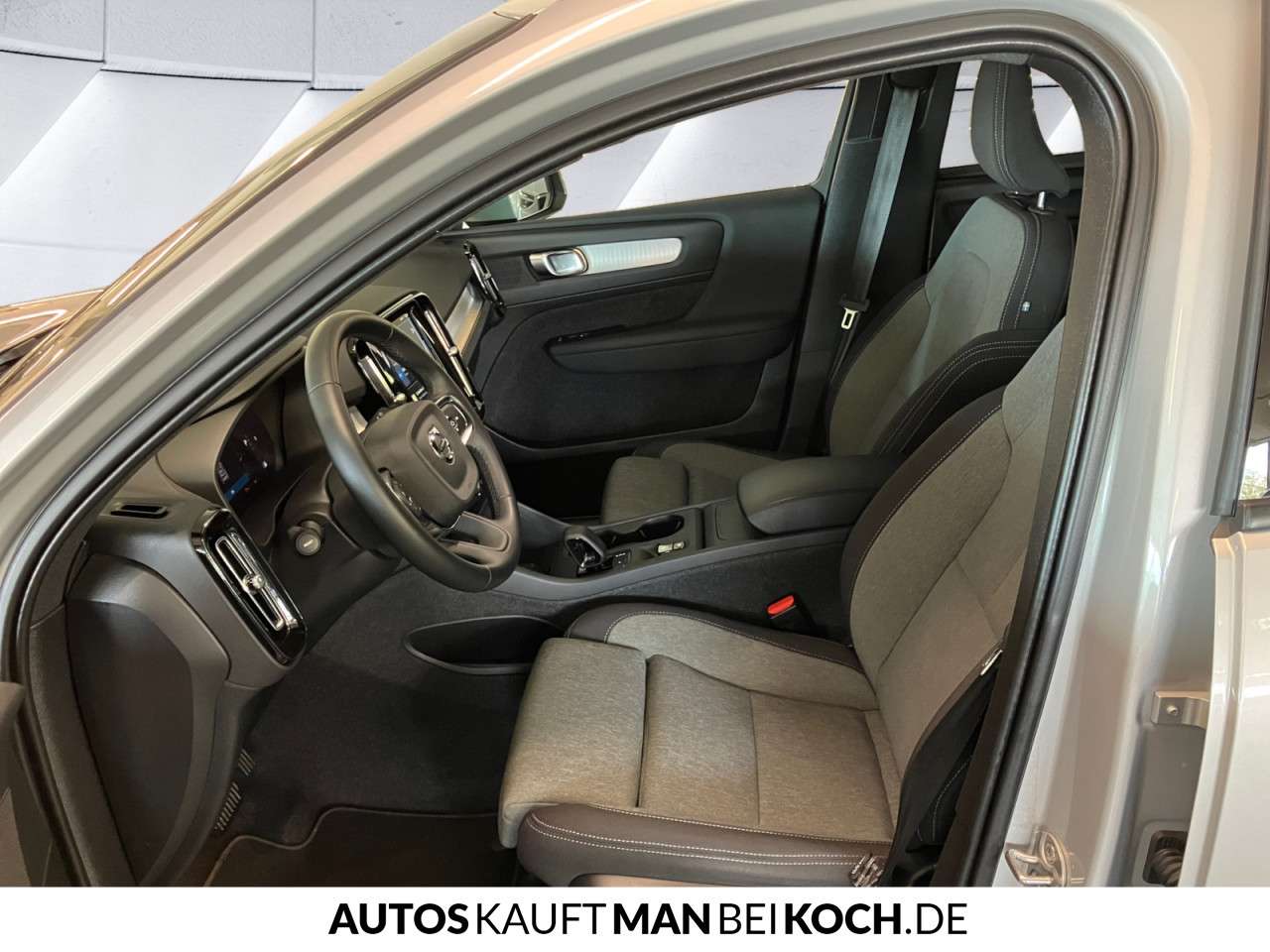 Fahrzeugbild eines Volvo XC40