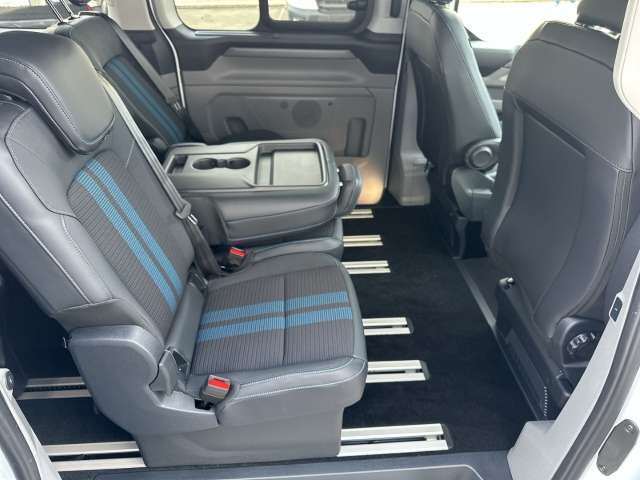 Fahrzeugbild eines Ford Tourneo Custom