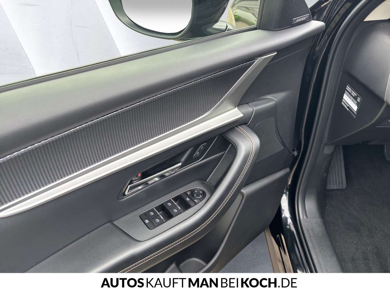 Fahrzeugbild eines Mazda CX-60