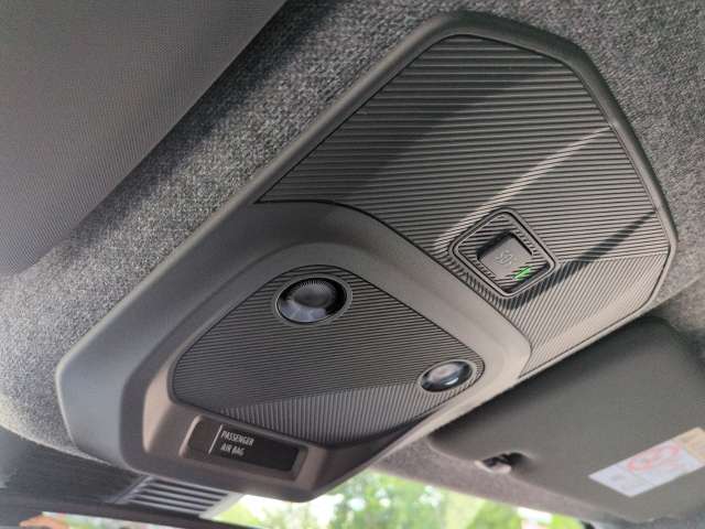 Fahrzeugbild eines Renault 5 E-TECH