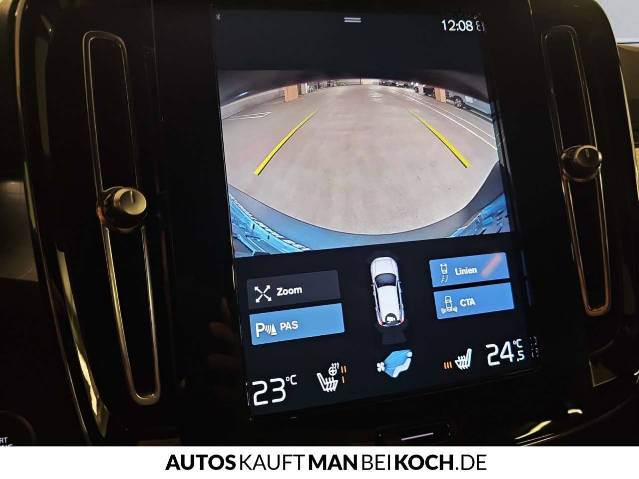 Fahrzeugbild eines Volvo XC40