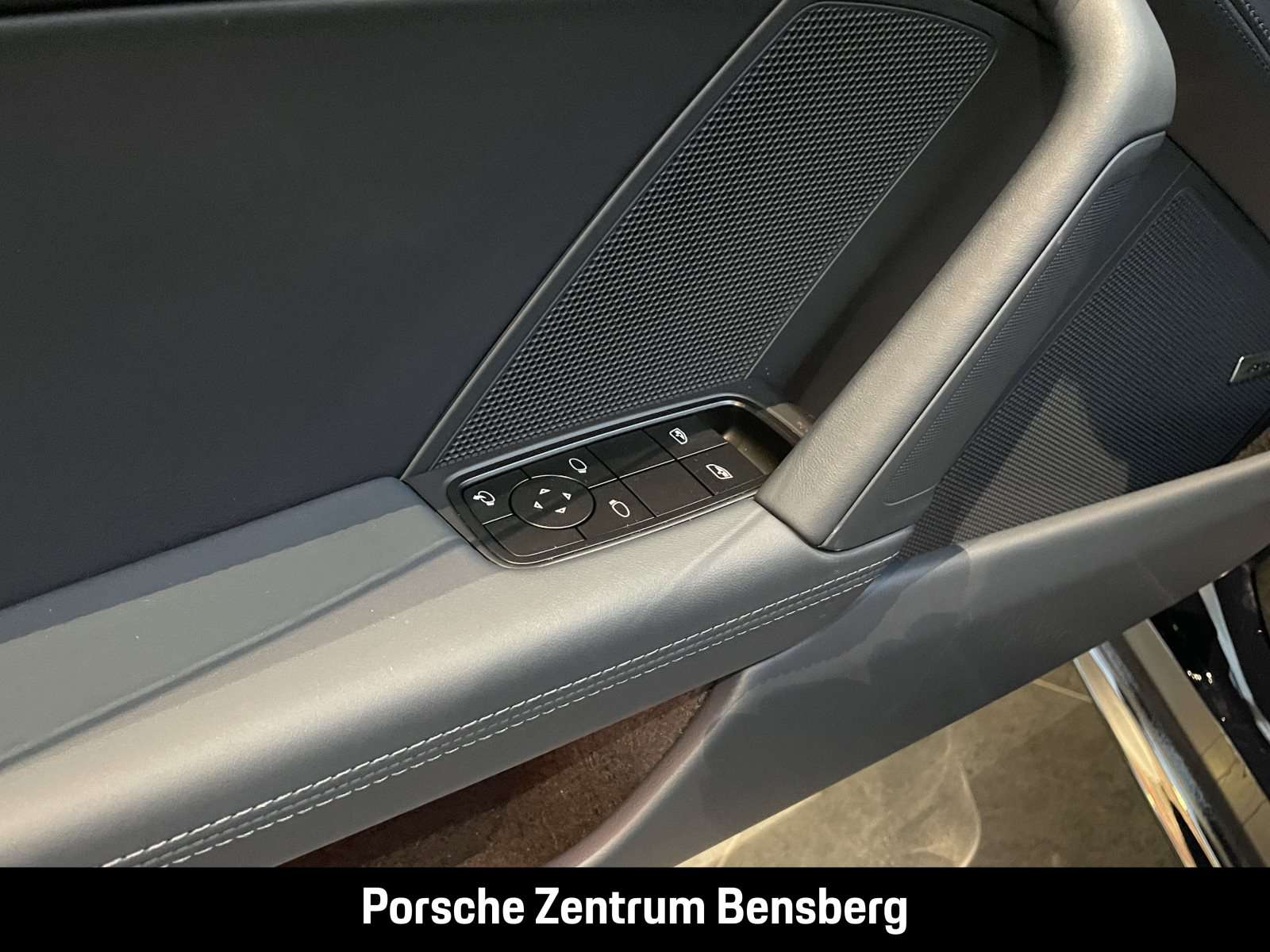 Fahrzeugbild eines Porsche 911