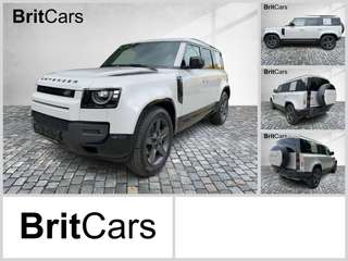 Schräge Frontansicht auf einen Land Rover Defender , freigestellt
