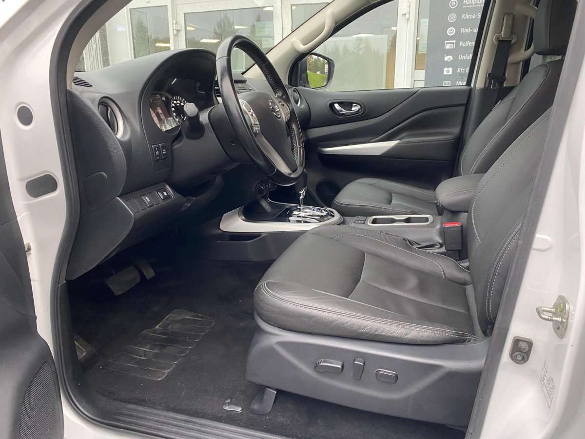 Fahrzeugbild eines Nissan Navara