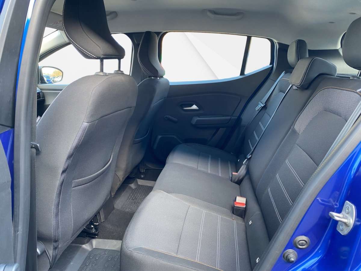 Fahrzeugbild eines Dacia Sandero