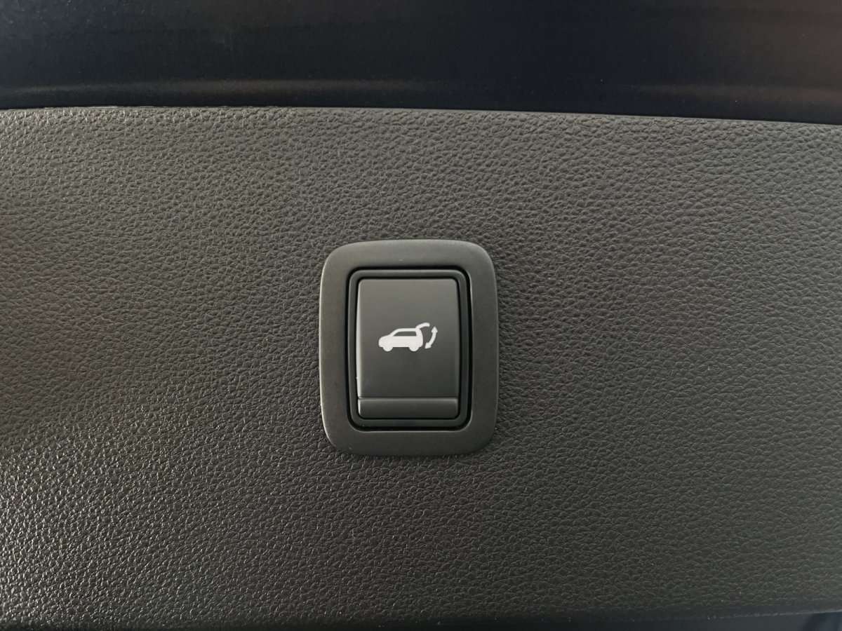 Fahrzeugbild eines Dacia Bigster