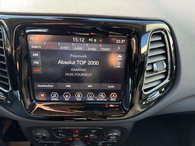 Fahrzeugbild eines Jeep Compass