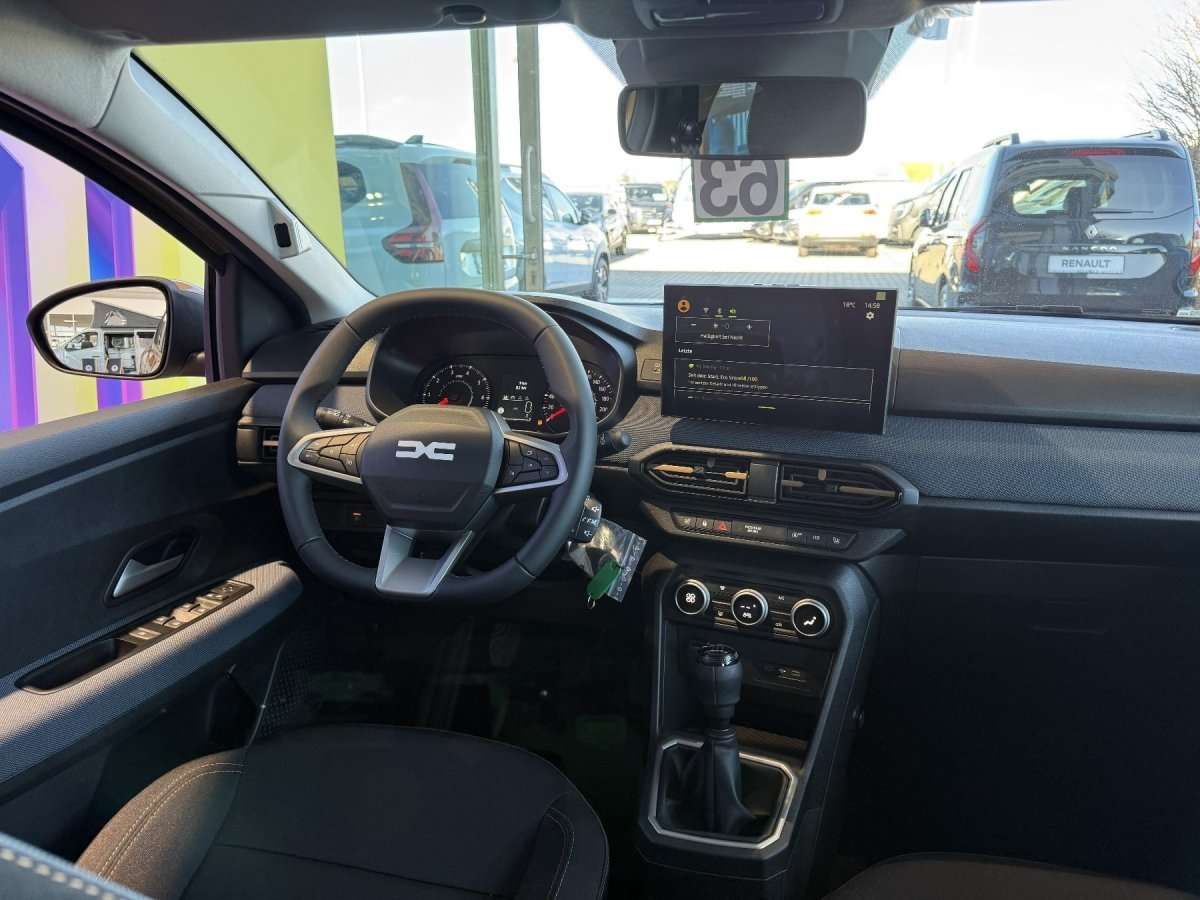 Fahrzeugbild eines Dacia Sandero