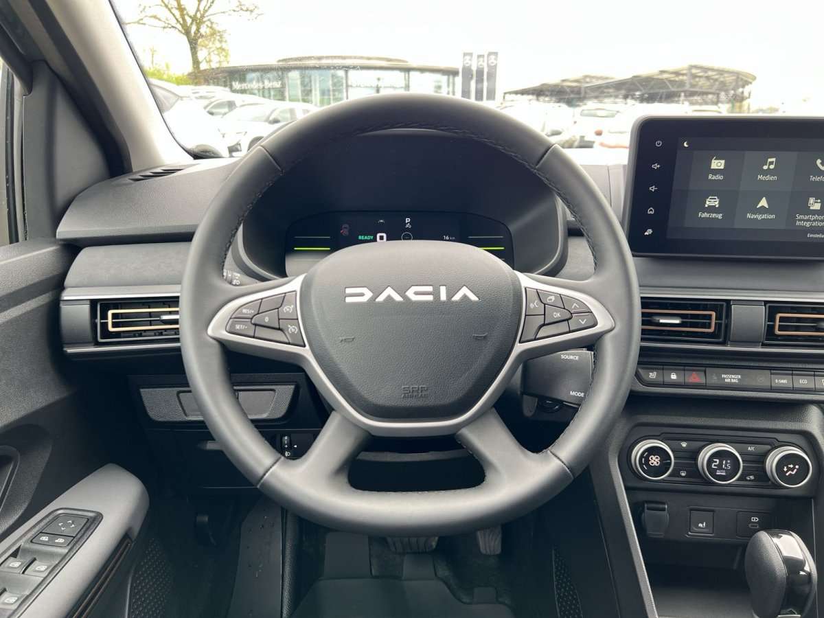 Fahrzeugbild eines Dacia Jogger