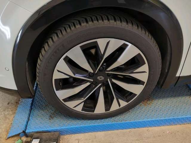 Fahrzeugbild eines Renault Rafale