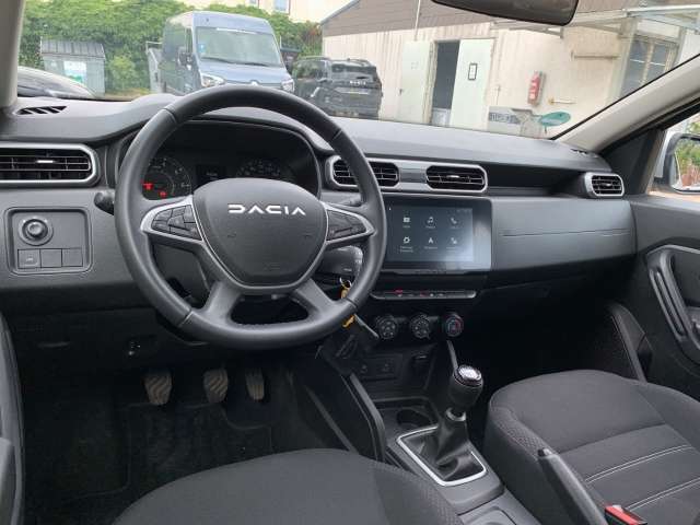 Fahrzeugbild eines Dacia Duster