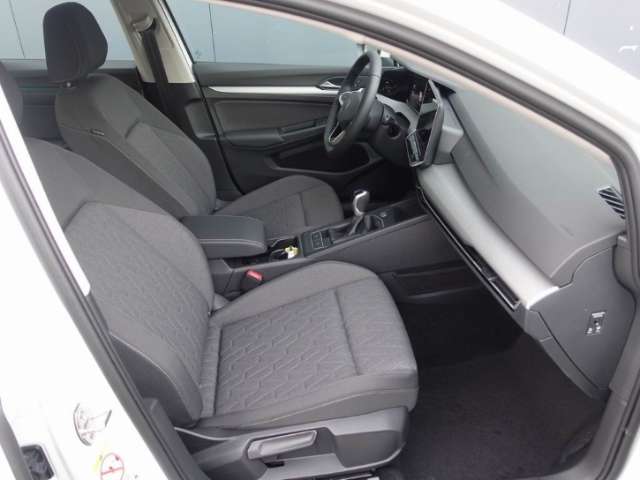 Fahrzeugbild eines Volkswagen Golf