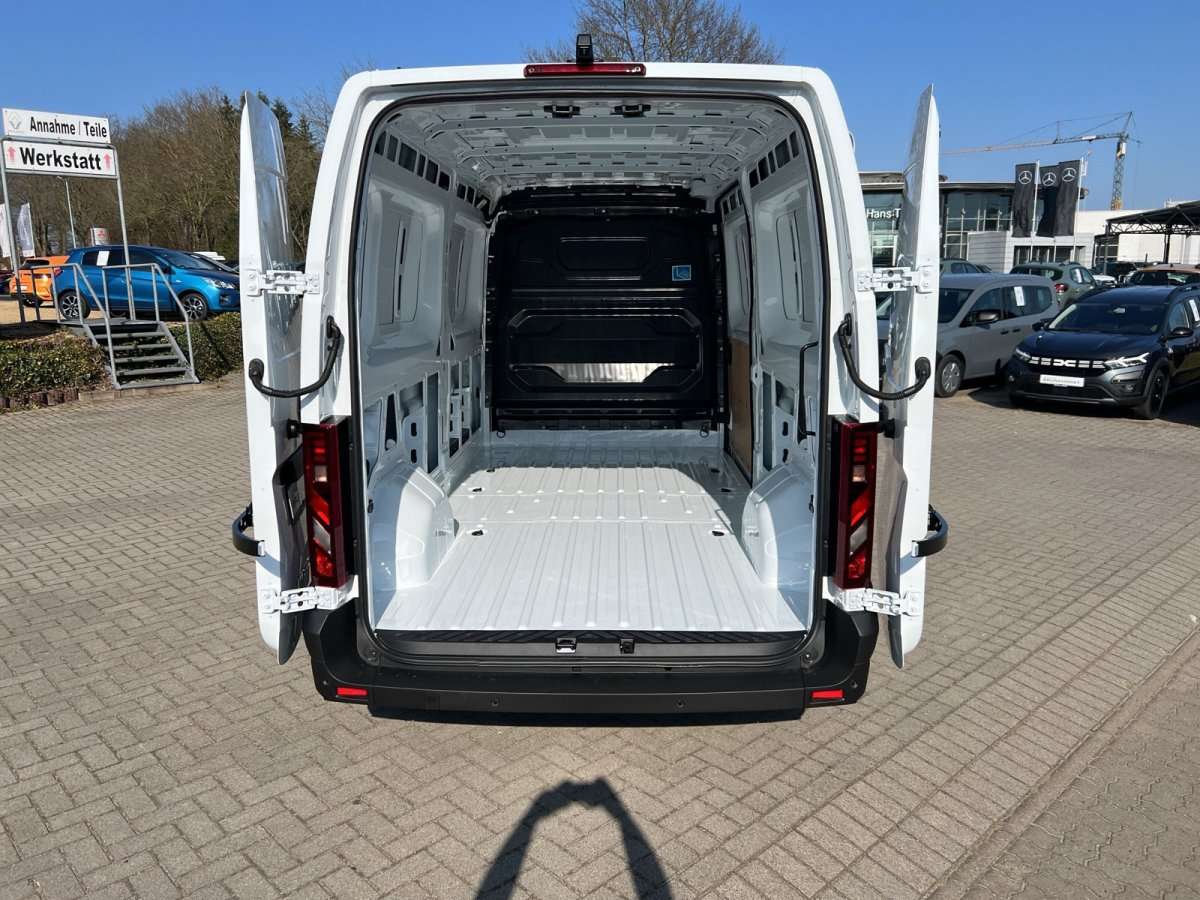 Fahrzeugbild eines Renault Master
