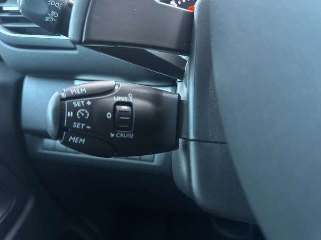 Fahrzeugbild eines Opel Zafira Life