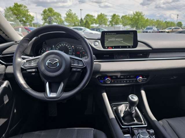 Fahrzeugbild eines Mazda Mazda6