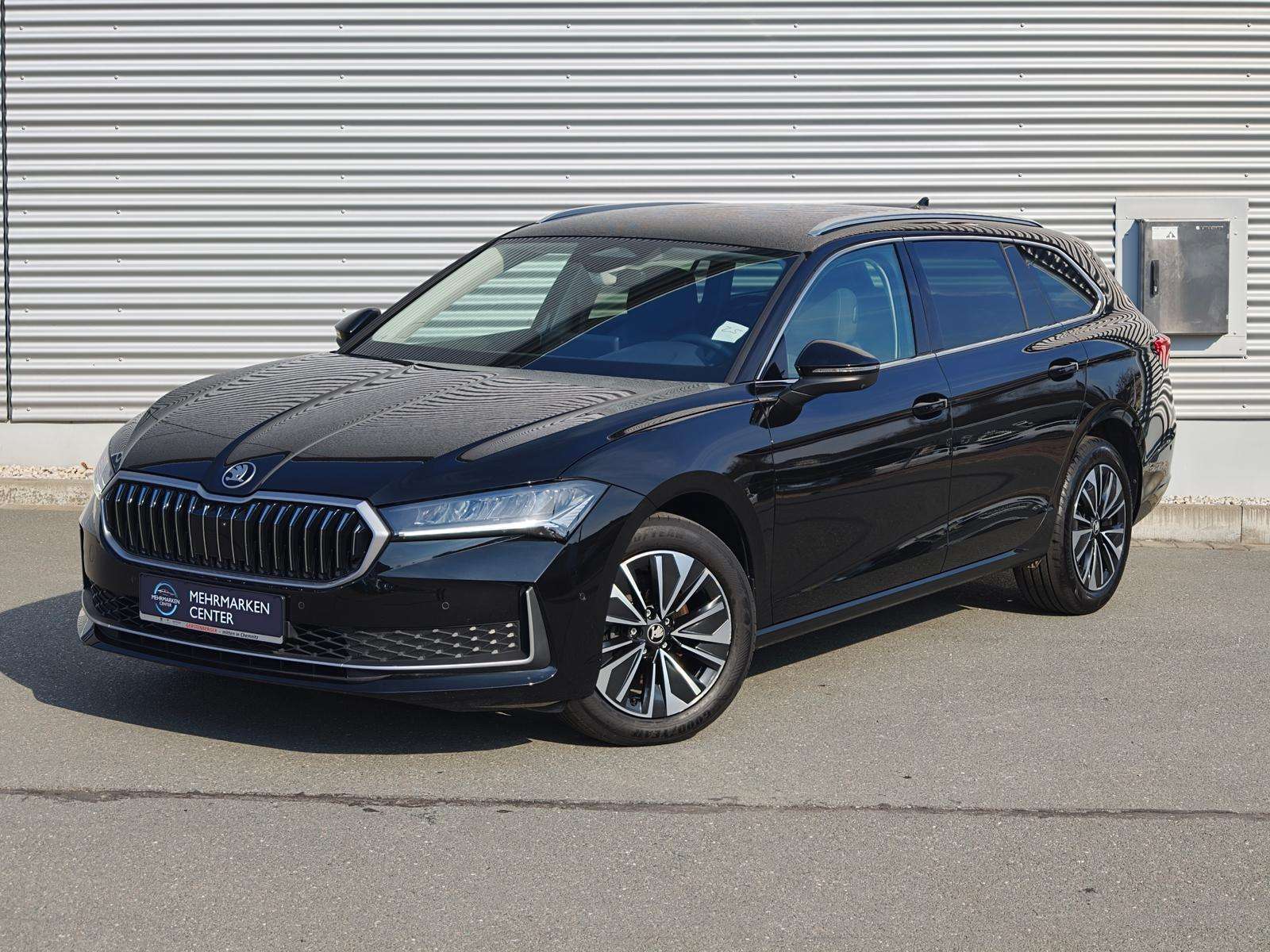 Fahrzeugbild eines Skoda Superb