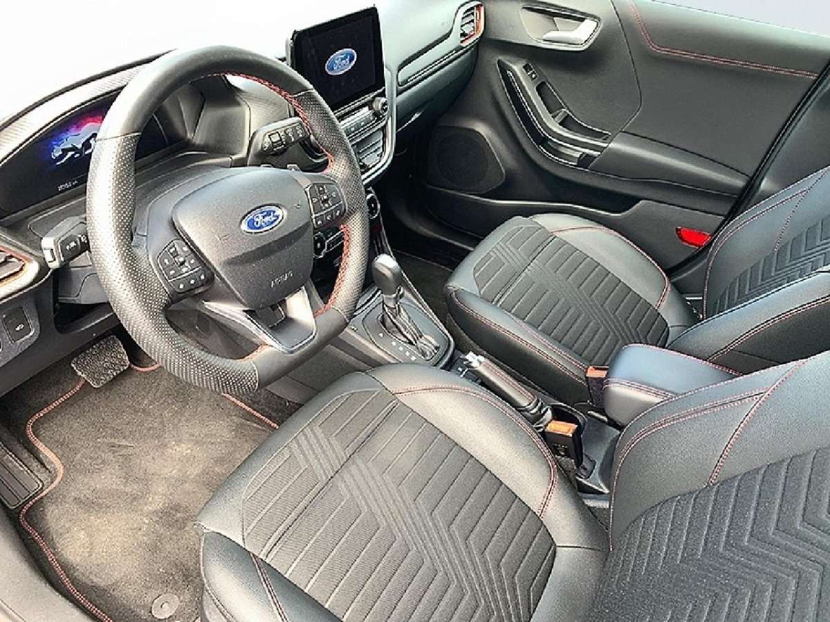Fahrzeugbild eines Ford Puma