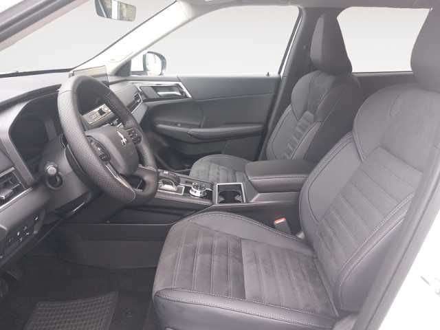 Fahrzeugbild eines Mitsubishi Outlander