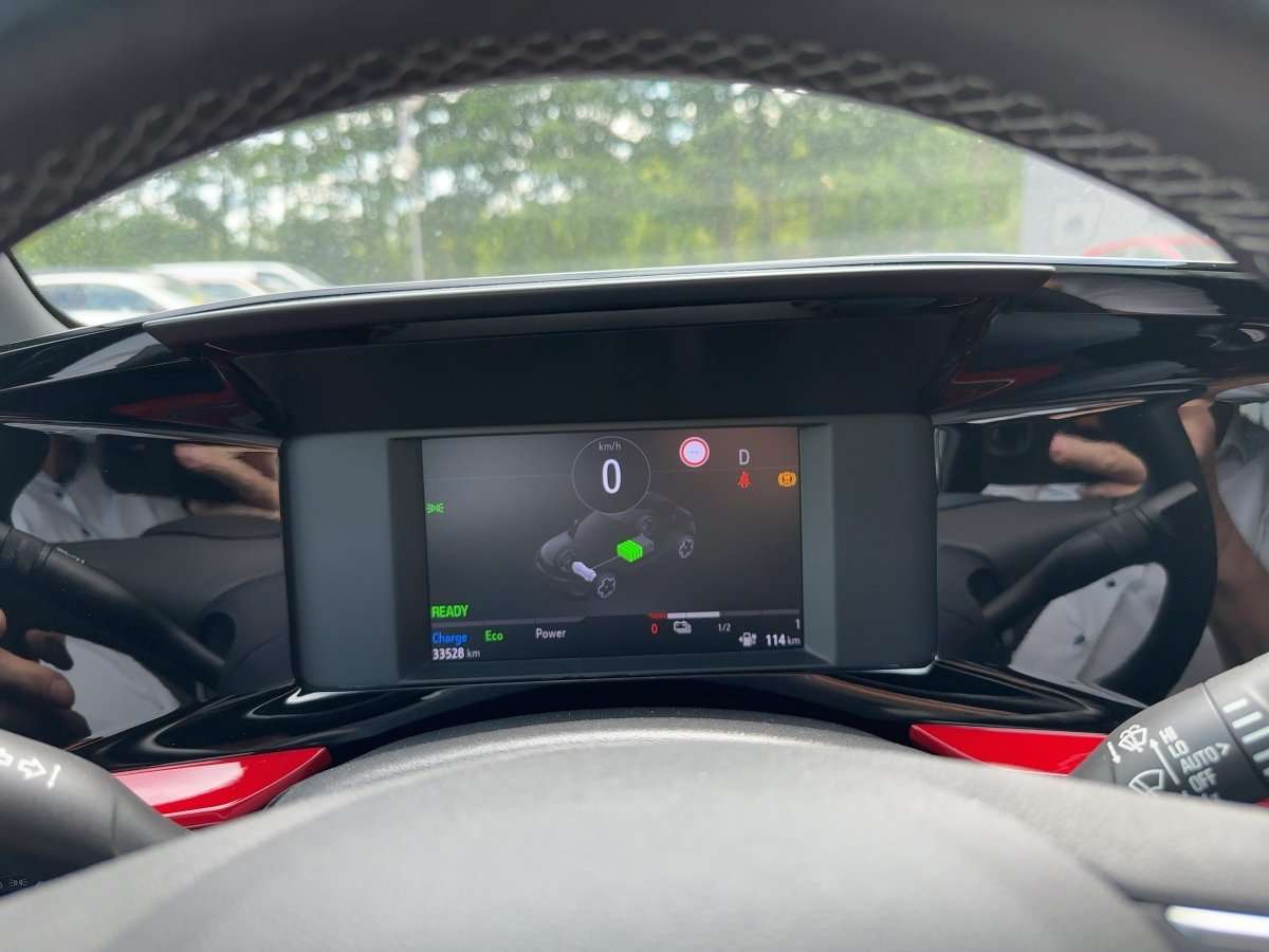 Fahrzeugbild eines Opel Mokka Electric