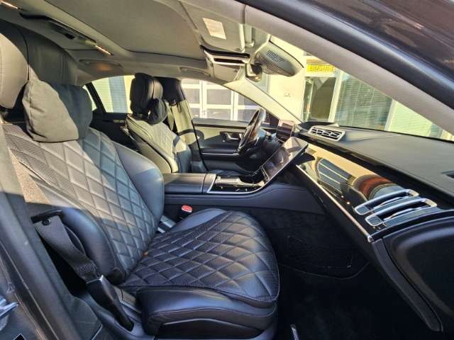 Fahrzeugbild eines Mercedes-Benz S-Klasse