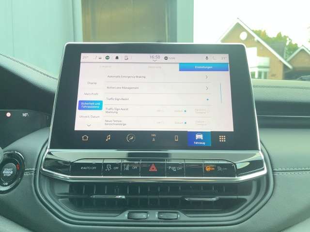 Fahrzeugbild eines Jeep Compass