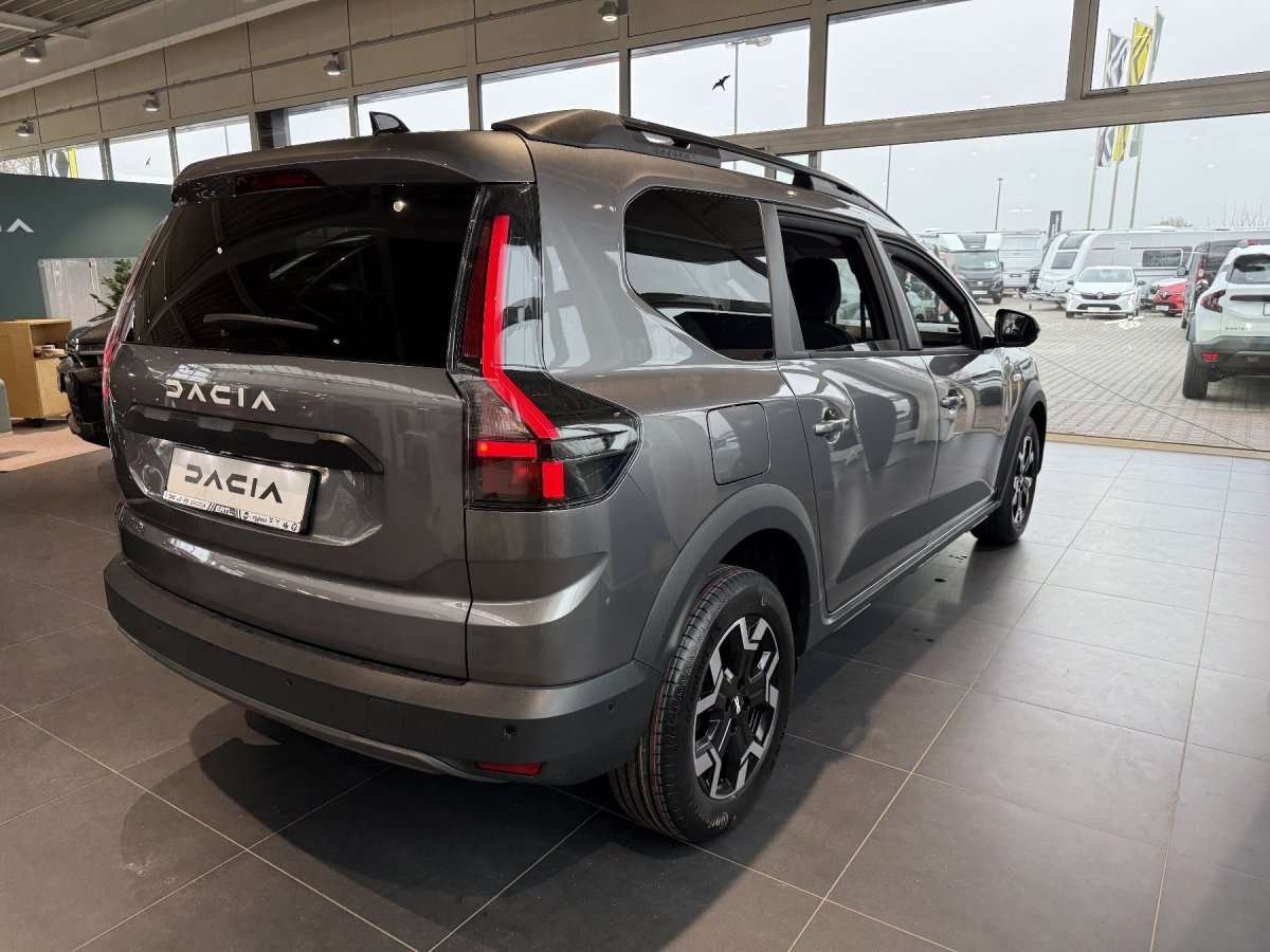 Fahrzeugbild eines Dacia Jogger