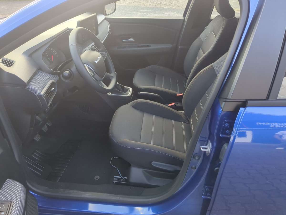 Fahrzeugbild eines Dacia Sandero