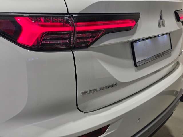 Fahrzeugbild eines Mitsubishi Outlander