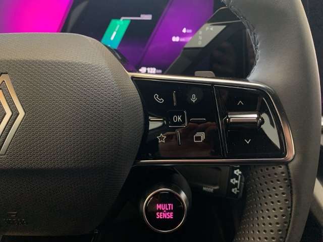 Fahrzeugbild eines Renault Megane E-TECH